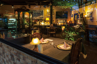 diningroom.jpg